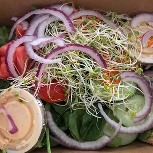 Plain Salad w/Thousand Dressing (dressing choice: homemade balsamic, caesar or thousand) $7.00