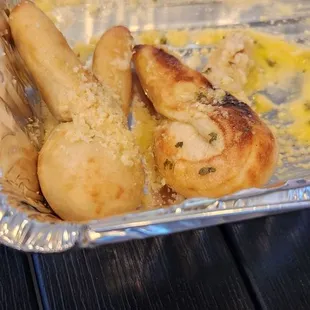 Dough knots, garlic parm