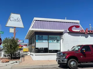 Good Luck Café