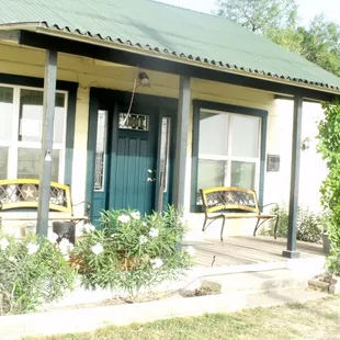 Professional office and on site Manager to assist with your needs