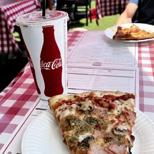 Paisanos Pizza & Pasta