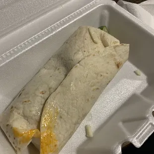 Burrito de barbacoa. Omg. Get this. It's so pillowy and fluffy and ugh so good.