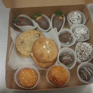 The pastries and sweets my sister bought  .