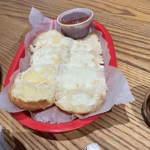 Garlic Cheese Bread