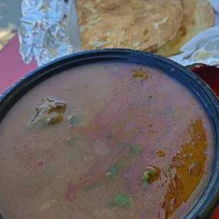 Beef nihari w/ garlic naan