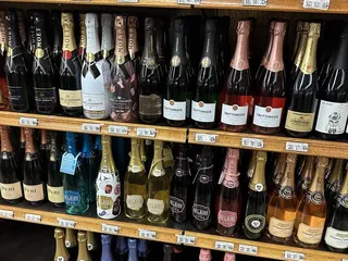 Richard's Liquors & Fine Wines