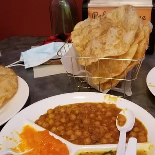 Halwa puri