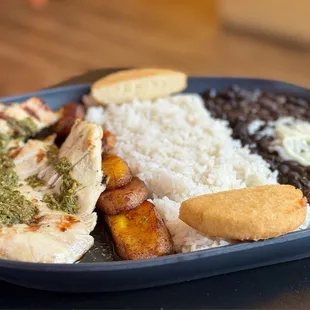 Pabellon w/ grilled chicken, beans &amp; rice
