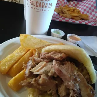 Combo Pernil Arepa