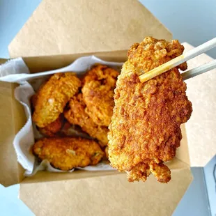 Fiery Hot wings (more on IG @capricorncow)