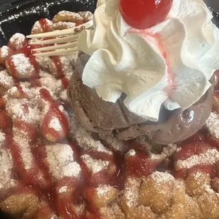 Funnel cake with ice cream