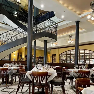 the interior of the palace restaurant