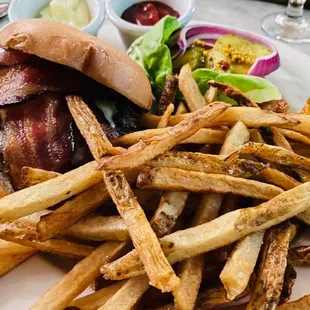Palace burger with bacon