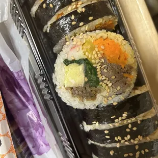 Now that things are calming down I can post again :) It's been awhile y'all - bulgogi kimbap (average wait time: 20 min)