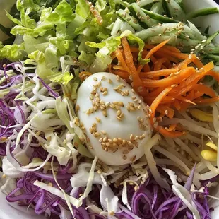 Spicy Chewy Noodle (Jjol myun). Satisfying and refreshing noodle perfect for summer!