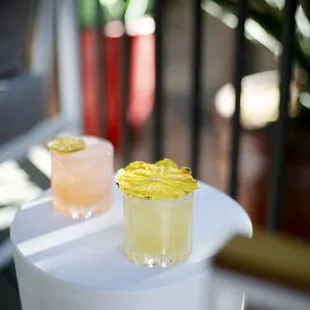 PUERTO ESCONDIDO
pineapple-cucumber rested mezcal | banana-coconut liqueur
| allspice | lime