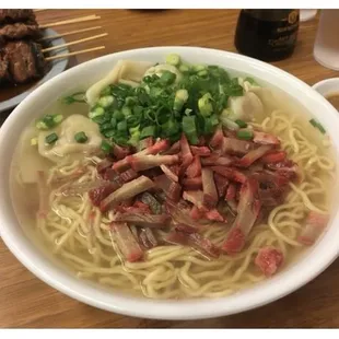 Pipping hot bowl of SAIMIN large serving with slices of Char Sui and fresh Green Onions - Mmm !