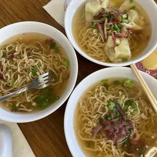 Wonton Saimin