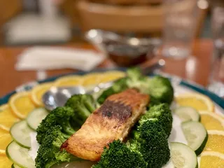 Mr K's Chinese Cuisine & Sushi