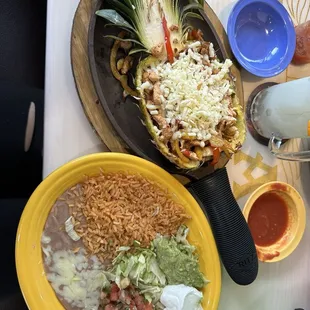 Pineapple grilled chicken fajitas