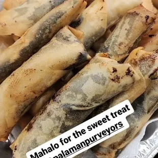 Black sesame lumpia