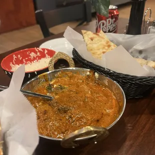 Butter chicken &amp; cheese naan