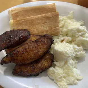 Egg white w Cuban bread and maduros