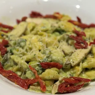 Tortellini Pesto