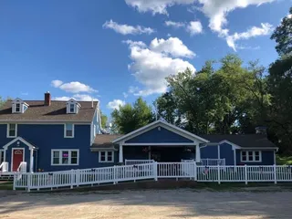 Cabby's Grill & Patio