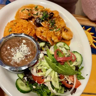 CAMARONES AL AJILLO CON CREMA DE CHIPOTLE