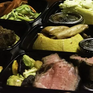 Paleo Meal Prep at Sapiens Kitchen. All meals are 100% Gluten Free, Dairy Free, Soy/Corn Free, Grain Free and Sugar Free.