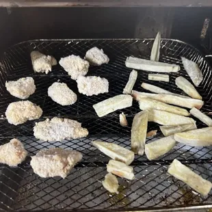 Ten TINY biggets- quarter sized and 19 small fries