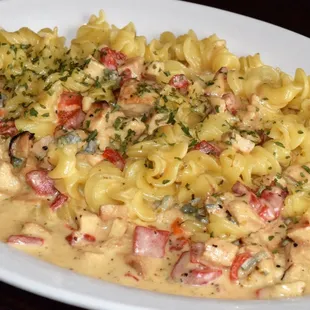 Fusilli with the pungent Palermo sauce and chicken