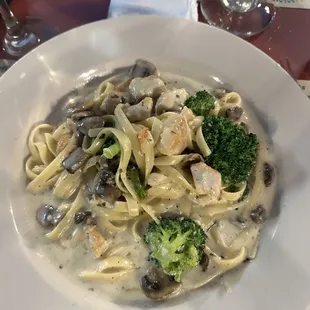 Fettuccine Alfredo
