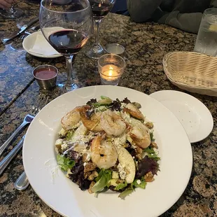Salad Special: mixed greens, blue cheese, tomato vinaigrette topped with grilled shrimp. Perfection!!