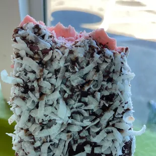 Strawberry chocolate coconut paleta!!! Oh to the my to the gosh!!!! Amazing!!!!!