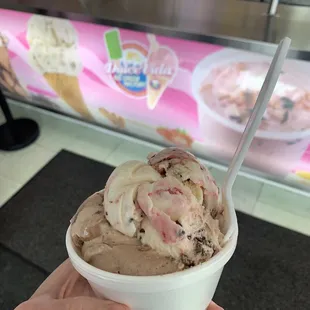 Gansito and ferrero rocher