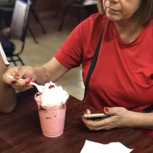 Strawberries &amp; Bananas with creme