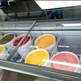 FLAVORS ICECREAM WITH NATURAL FRUITS