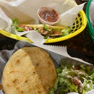 Tacos &amp; Individual Gorditas