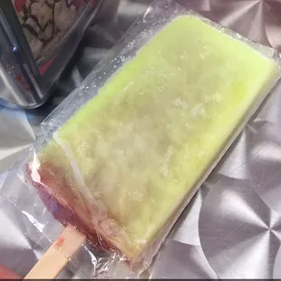 Paleta De Limon Con Chamoy