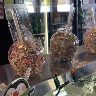 Caramel apples