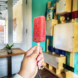 Strawberry Lime paleta