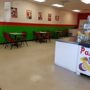 the interior of a fast food restaurant