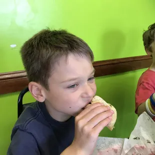sushi and sashimi, interior