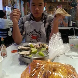 Felix W.