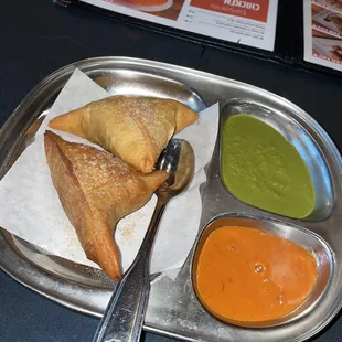 Vegetable Samosa- 4.5/5