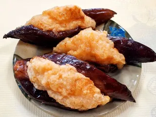 Hong Kong Garden Seafood & Dim Sum Cafe