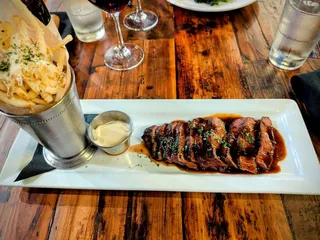 California Vintage Wine Bistro