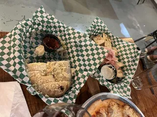 Mamma Monica & Italian Pizza